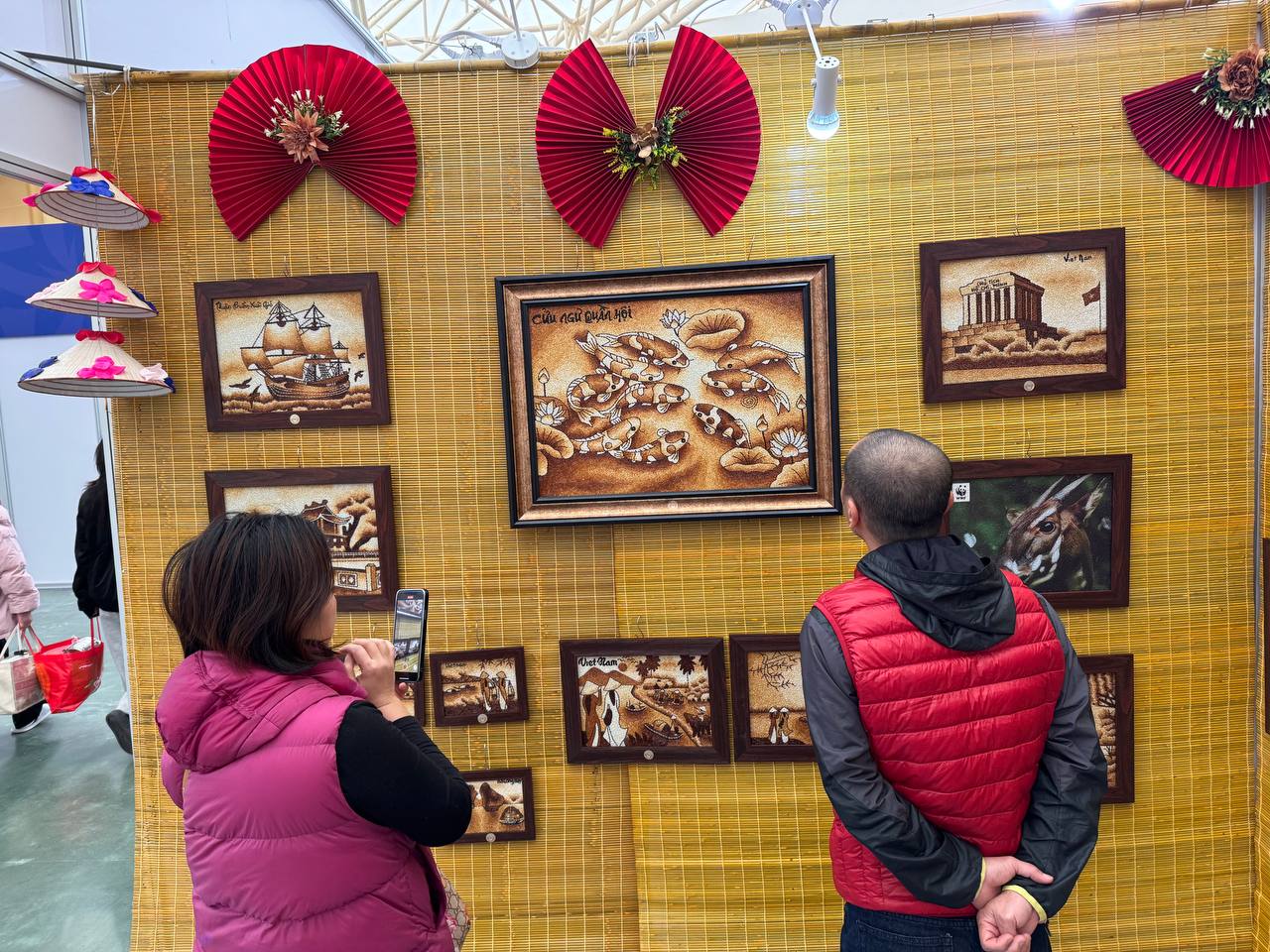 Lựa chọn tranh gạo theo y&ecirc;u cầu