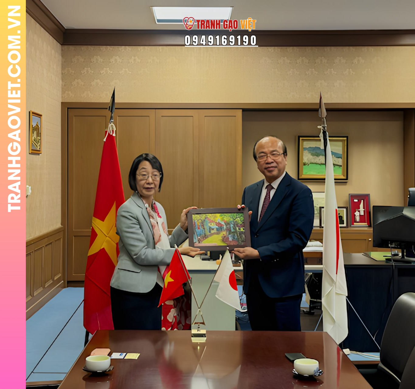 Tranh Gạo Phố Cổ H&agrave; Nội tặng Viện Tư Ph&aacute;p Nhật Bản