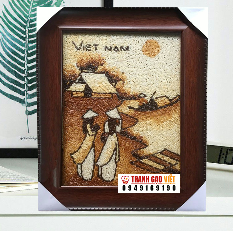 tranh để bàn cô gái áo dài