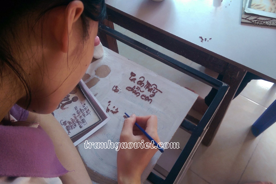 quá trình làm tranh gạo