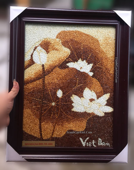 Hoa sen tranh gạo