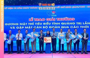 Tranh Gạo Đại Việt đồng hành cùng đoàn thanh niên tỉnh Quảng Trị