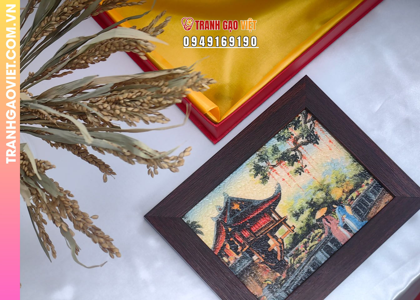 Tranh Gạo Lưu Niệm là gì