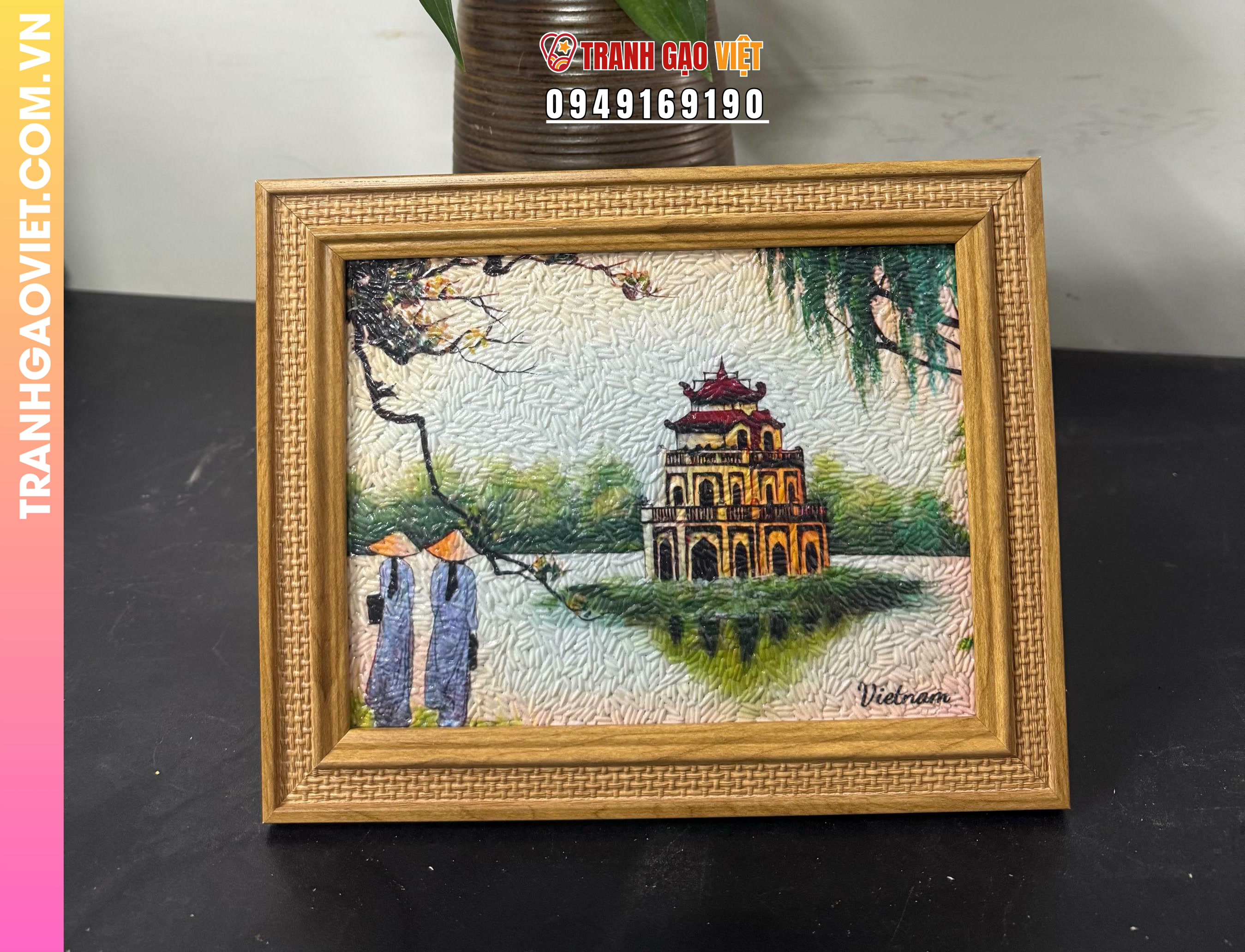 Tranh gạo m&agrave;u Hồ Gươm