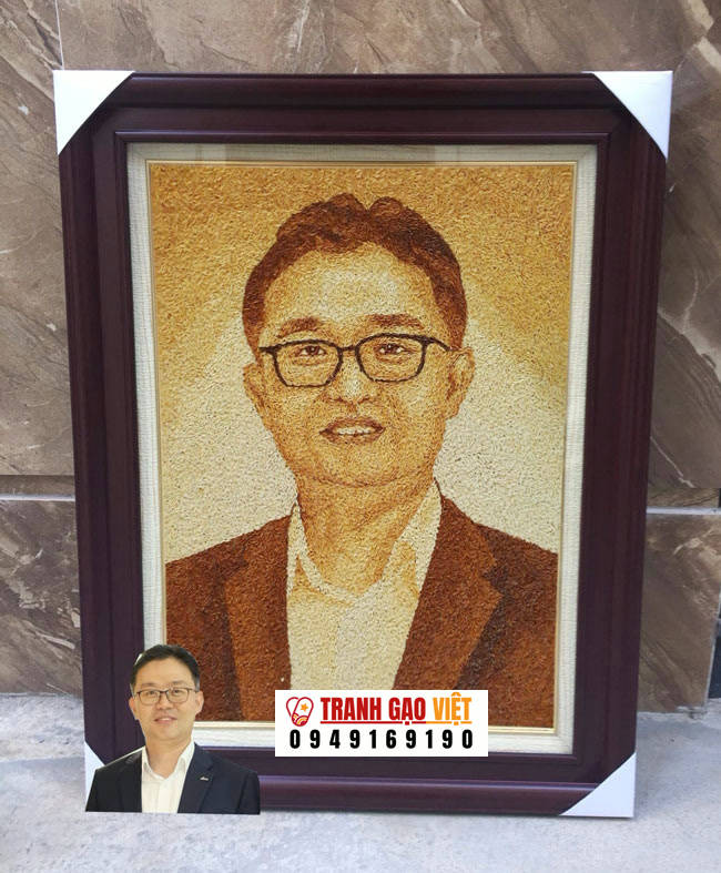 Tranh chân dung tặng người nước ngoài Hình ảnh Tranh chân dung tặng người nước ngoài - Ảnh thực tế sản phẩm Tranh Gạo