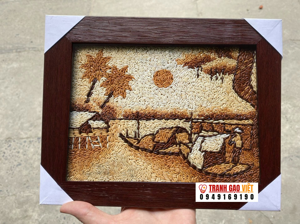 Tranh gạo để bàn phong cảnh sông nước TDB024 Hình ảnh Tranh gạo để bàn phong cảnh sông nước TDB024 - Ảnh thực tế sản phẩm Tranh Gạo