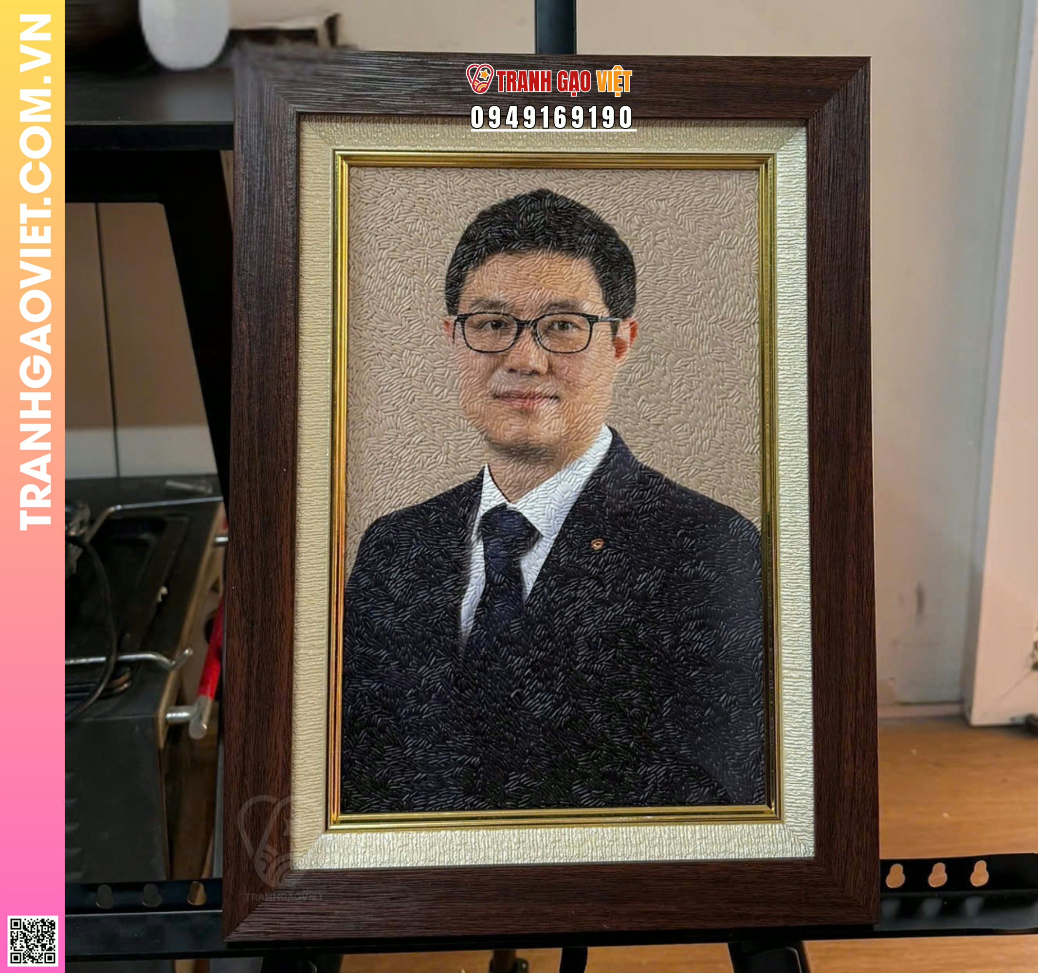 Tranh Gạo Chân Dung Giám Đốc Người Hàn Quốc Hình ảnh Tranh Gạo Chân Dung Giám Đốc Người Hàn Quốc - Ảnh thực tế sản phẩm Tranh Gạo