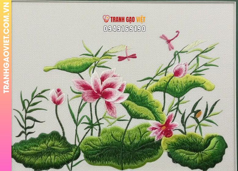 Tranh Thêu Hoa Sen Hồng Và Chuồn Chuồn Kim Cách Điệu - Ảnh 2