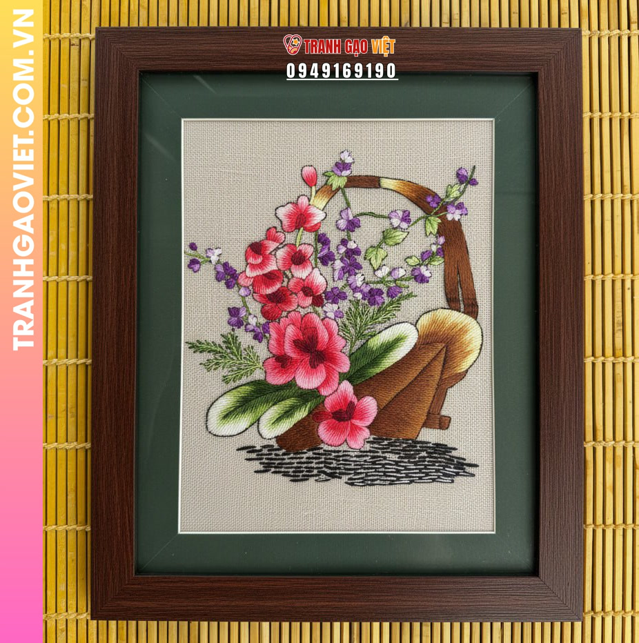 Tranh Thêu Giỏ Hoa Hồng Và Tím Duyên Dáng