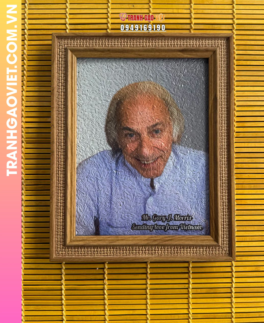 Tranh gạo màu Người đàn ông ngoại quốc