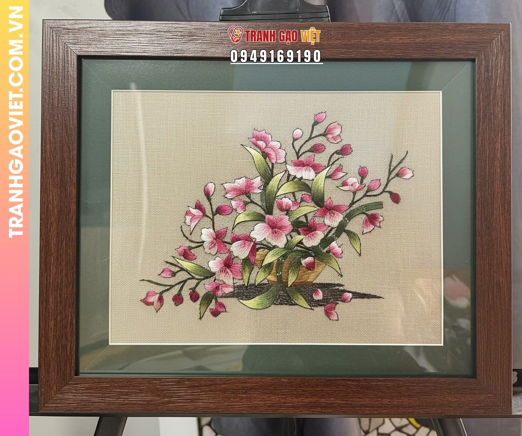 Tranh Thêu Giỏ Hoa Hồng Nghệ Thuật Nhẹ Nhàng Tinh Tế Trang Trí Không Gian