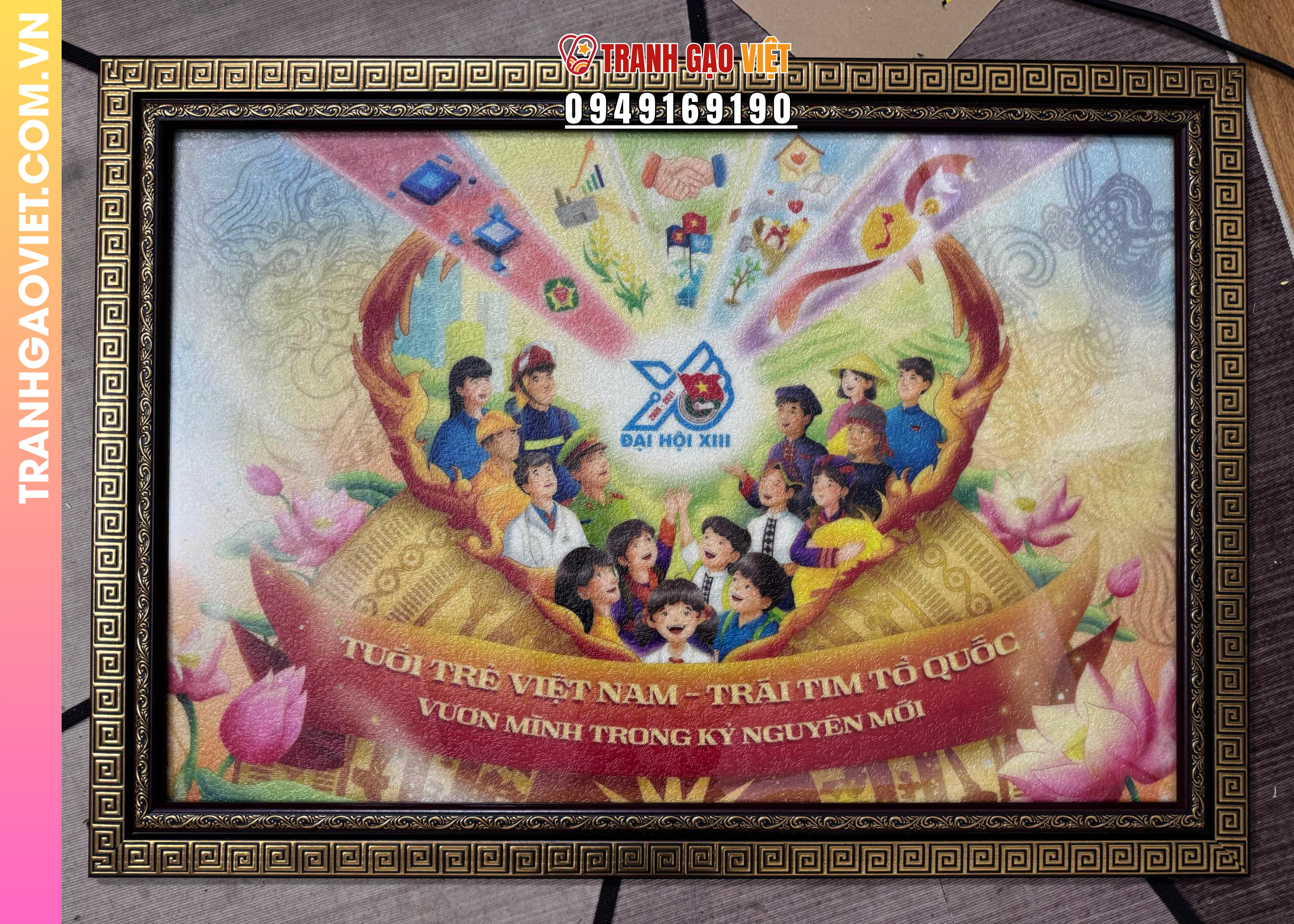 Tranh Gạo Tuổi Trẻ Việt Nam - Trái Tim Tổ Quốc