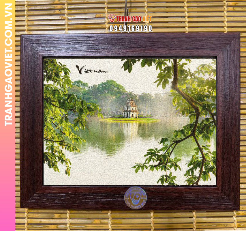 Tranh gạo Hồ Gươm Ban Mai