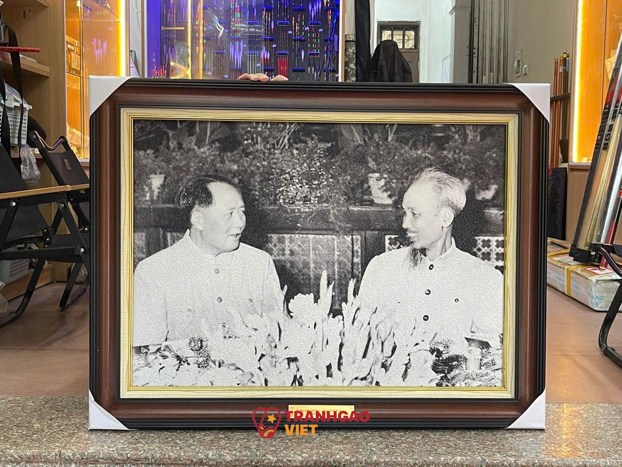 Tranh Gạo Chân Dung Khắc Họa Người Thật Hình ảnh Tranh Gạo Chân Dung Khắc Họa Người Thật - Ảnh thực tế sản phẩm Tranh Gạo