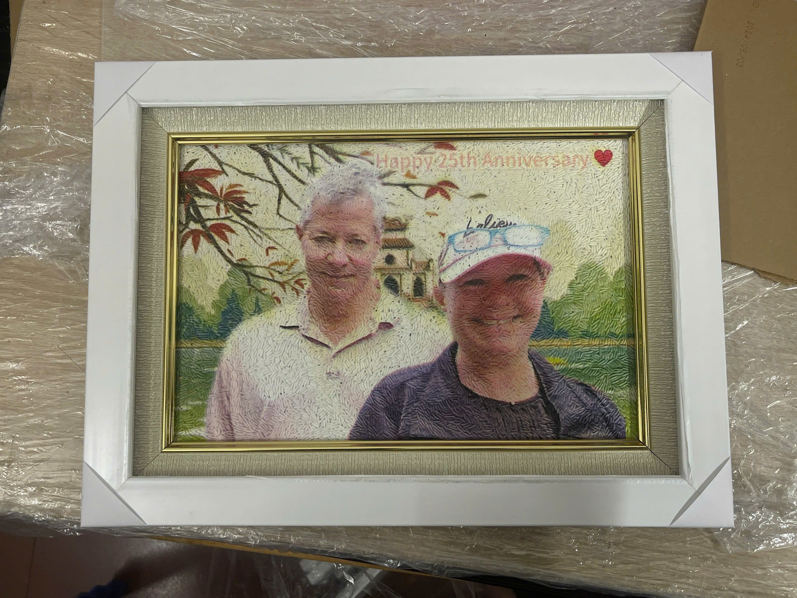 Tranh Gạo Chân Dung Quà Lưu Niệm Hình ảnh Tranh Gạo Chân Dung Quà Lưu Niệm - Ảnh thực tế sản phẩm Tranh Gạo