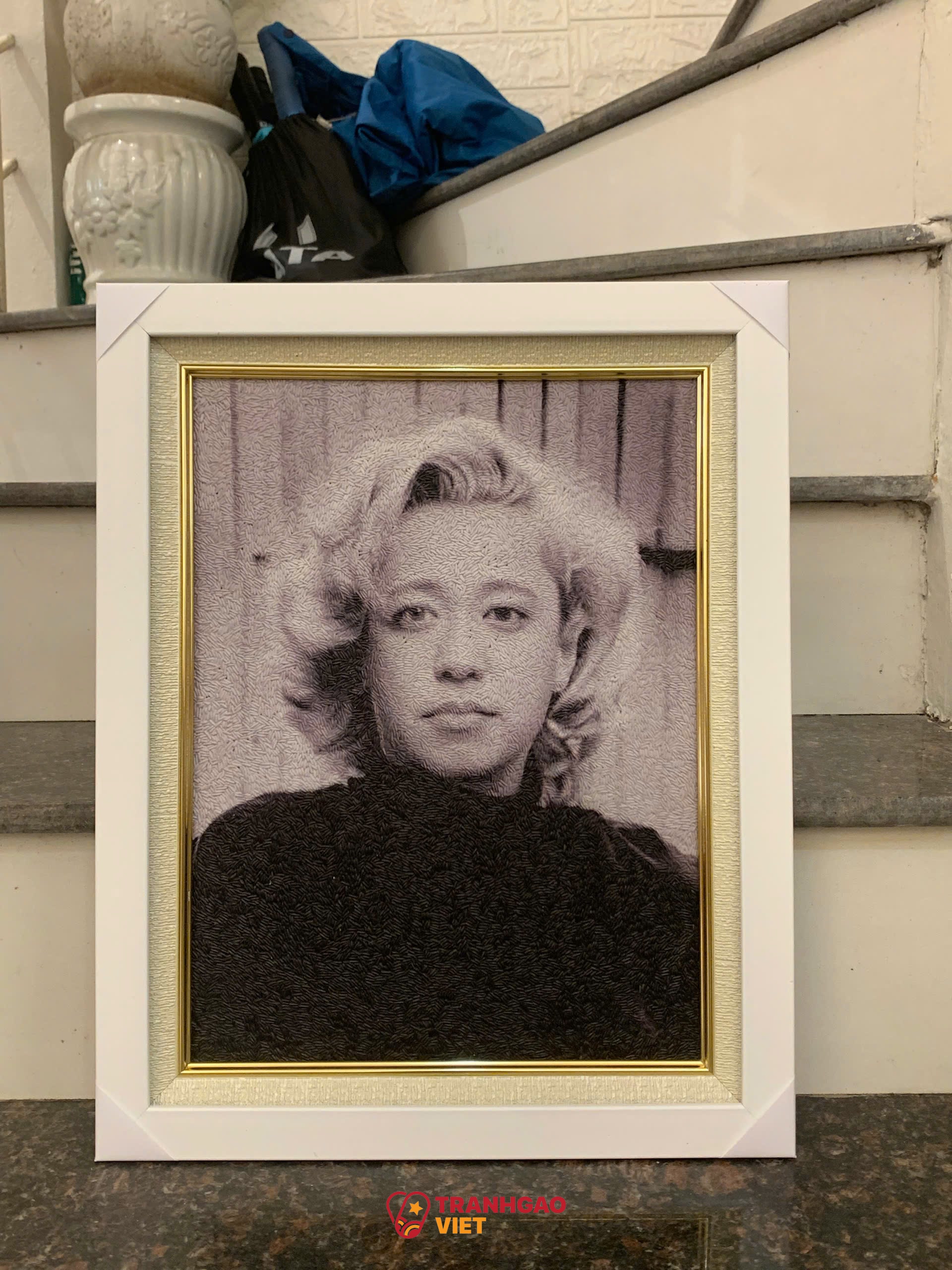 Tranh Gạo Màu Chân Dung Người Lớn Tuổi Hình ảnh Tranh Gạo Màu Chân Dung Người Lớn Tuổi - Ảnh thực tế sản phẩm Tranh Gạo