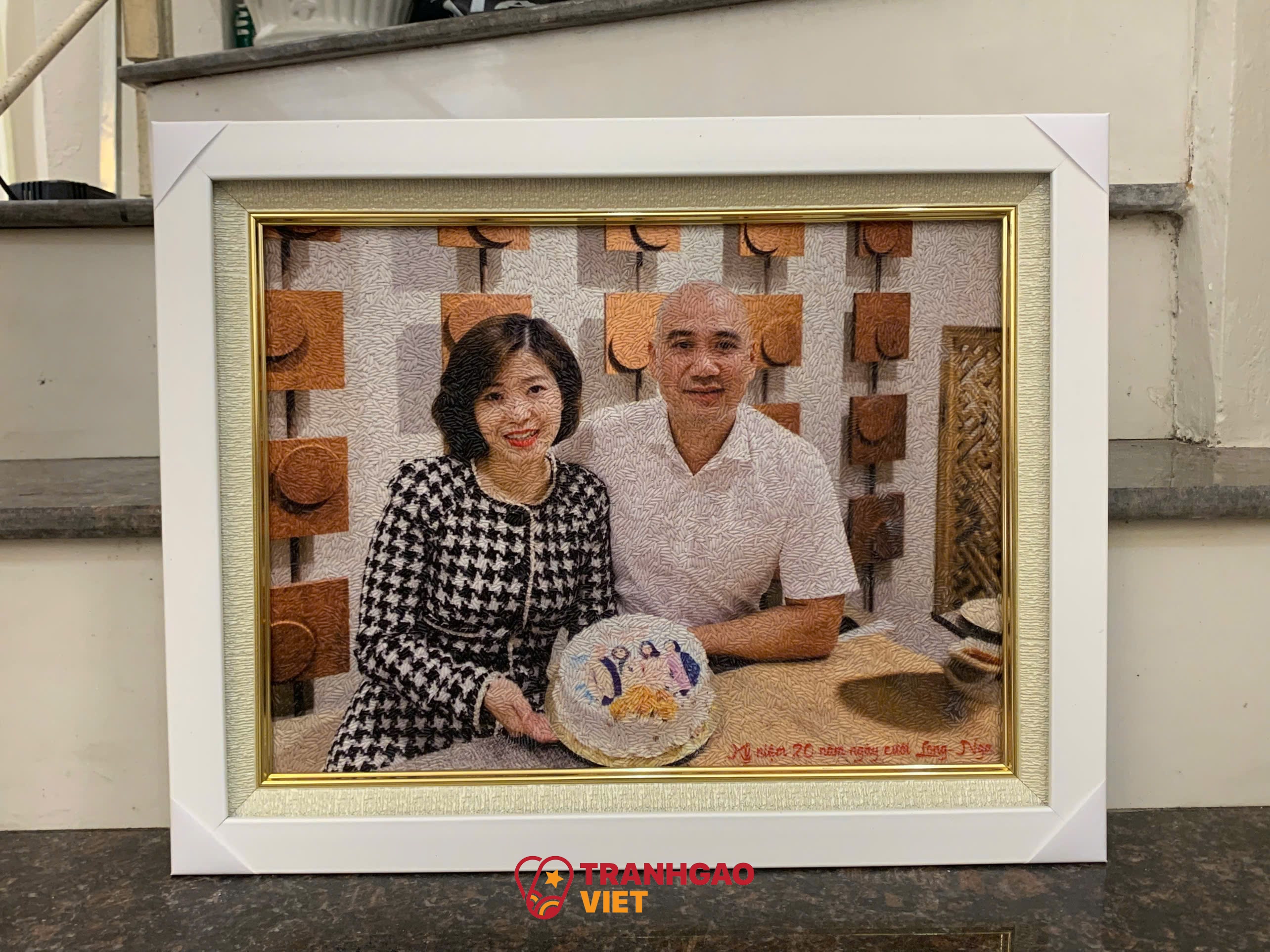 Tranh Gạo Màu Chân Dung Quà Tặng Sang Trọng Hình ảnh Tranh Gạo Màu Chân Dung Quà Tặng Sang Trọng - Ảnh thực tế sản phẩm Tranh Gạo