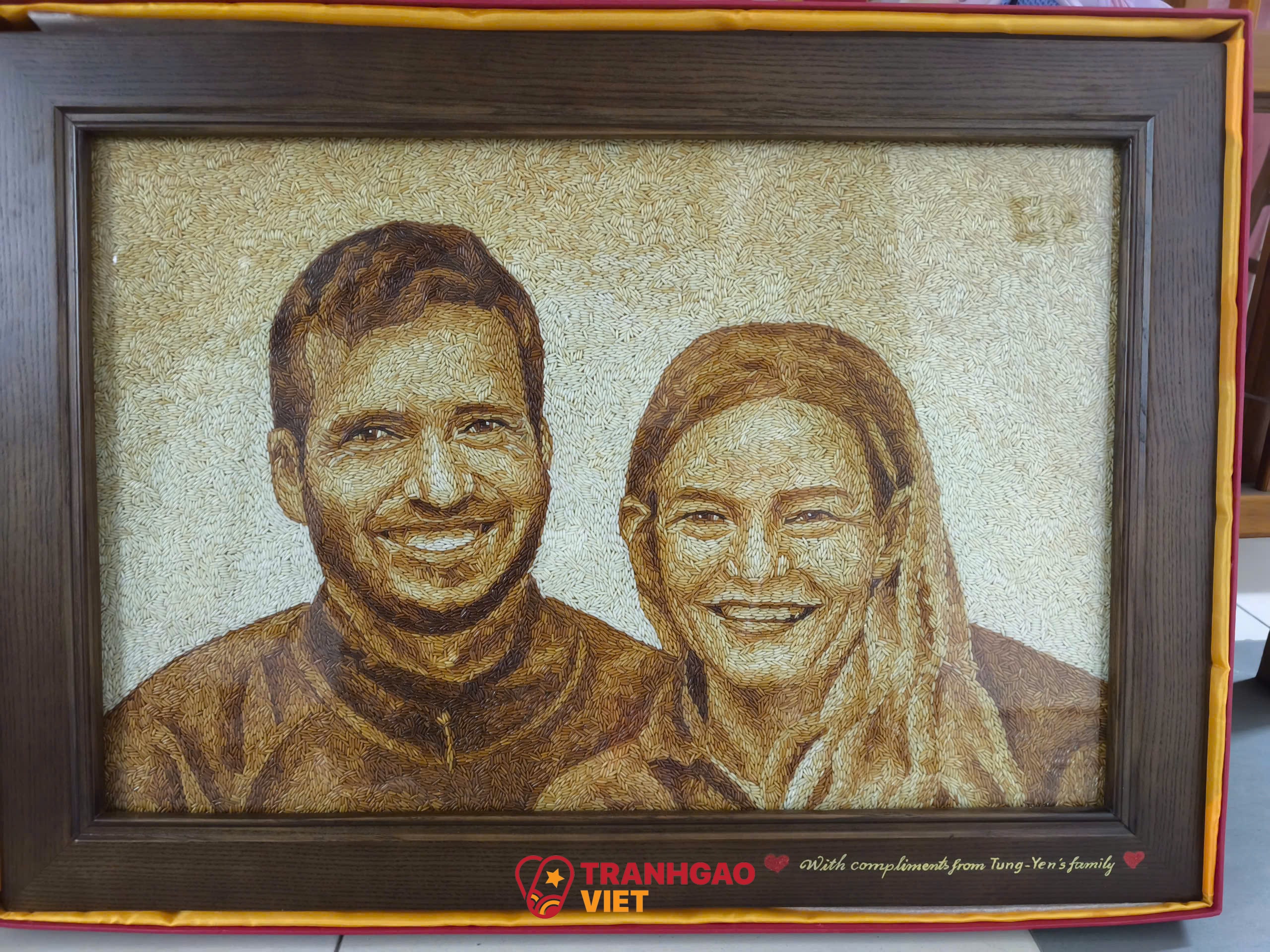 Tranh Gạo Màu Chân Dung Sắc Nét Hình ảnh Tranh Gạo Màu Chân Dung Sắc Nét - Ảnh thực tế sản phẩm Tranh Gạo