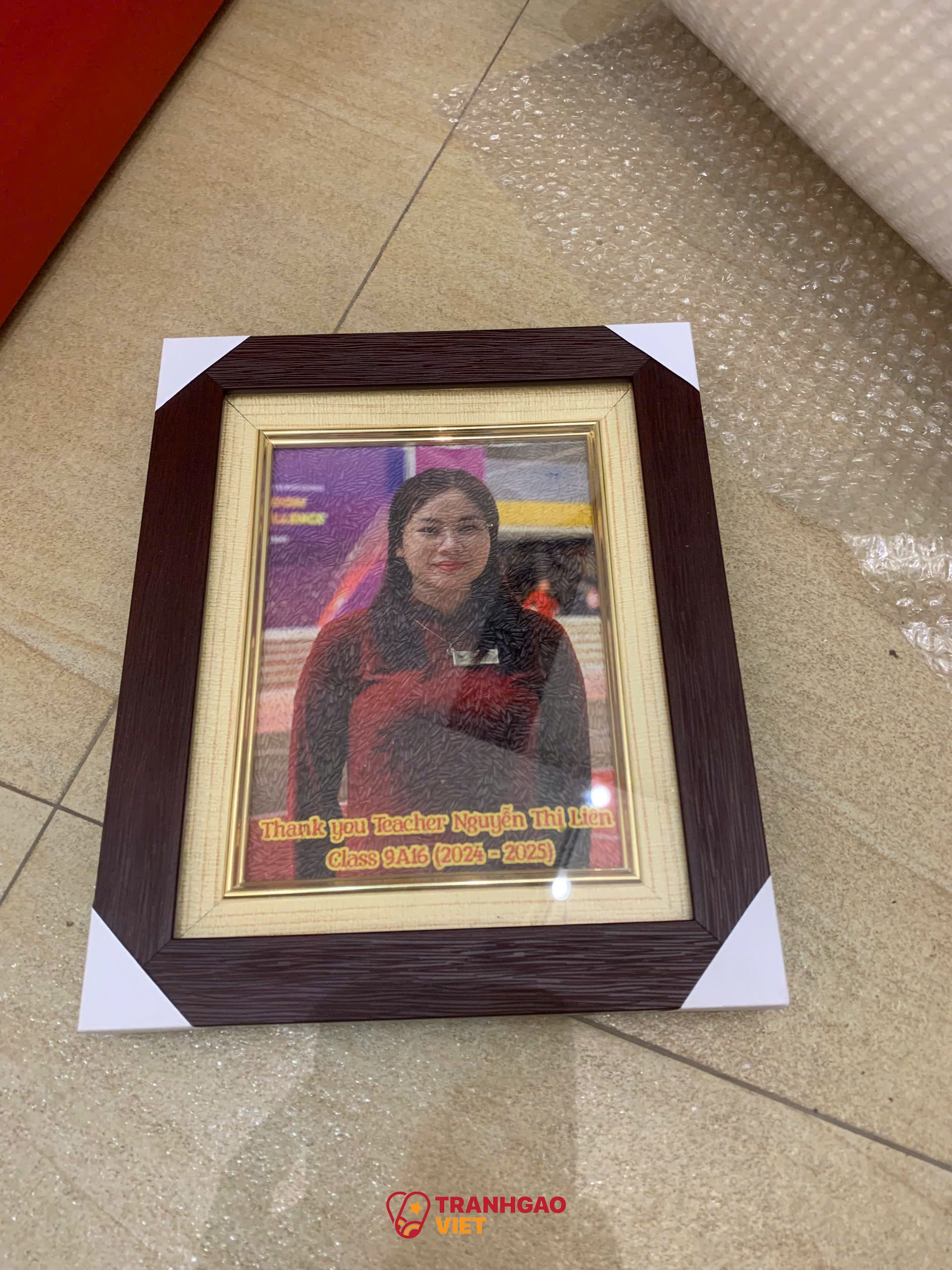 Tranh Gạo Chân Dung tại Tuyên Quang Hình ảnh Tranh Gạo Chân Dung tại Tuyên Quang - Ảnh thực tế sản phẩm Tranh Gạo