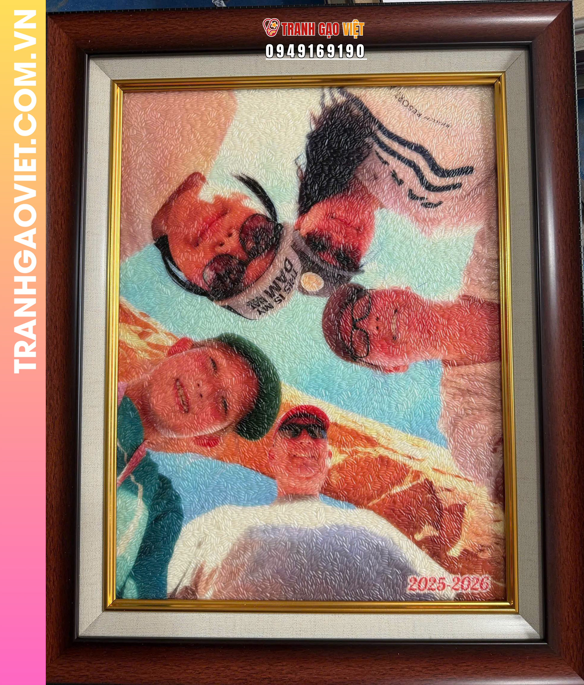 Tranh gạo Góc Nhìn Gia Đình