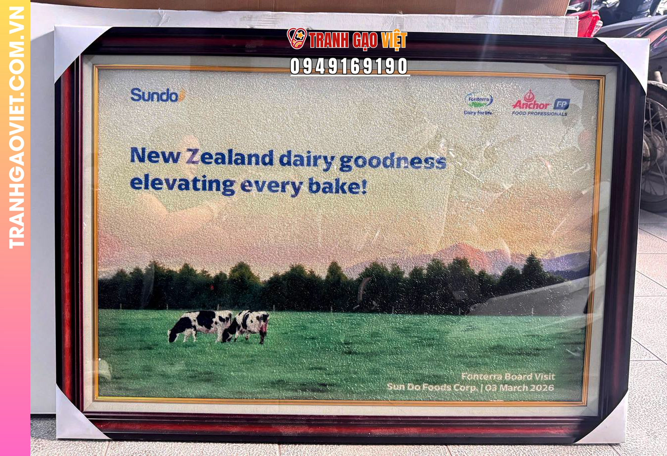 Tranh gạo màu Tặng khách hàng Sun Do