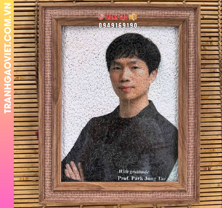 Tranh gạo màu Tặng chàng trai người Hàn Quốc