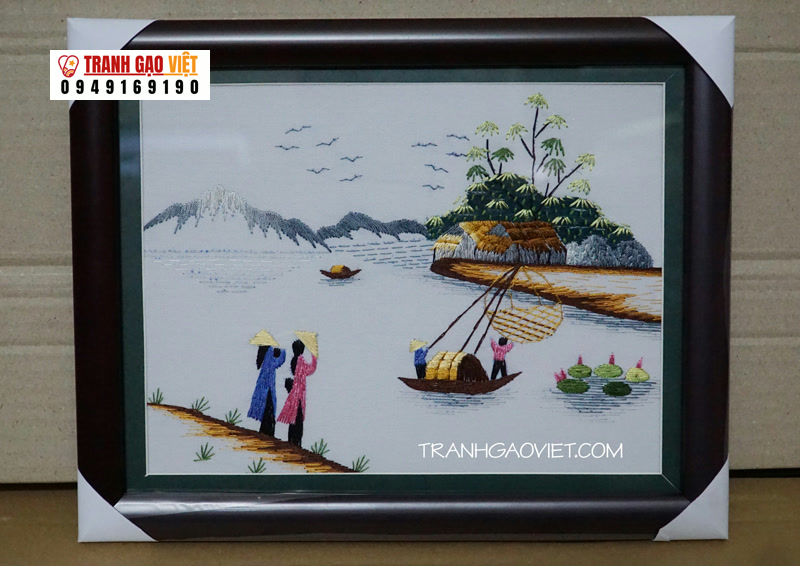 Áo dài và sông quê Hình ảnh Áo dài và sông quê - Ảnh thực tế sản phẩm Tranh Gạo