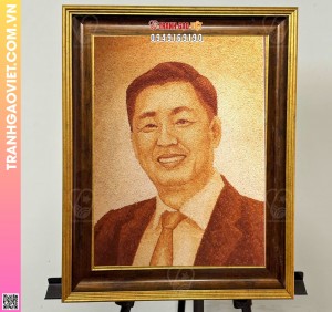 Tranh gạo chân dung quý ông mặc vest lịch lãm