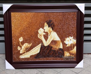 thiếu nữ và hoa sen