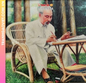 Tranh gạo Bác Hồ ngồi làm việc