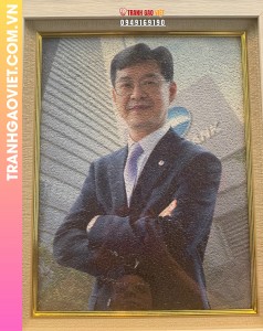 Tranh gạo chân dung CEO Woori Bank VietNam
