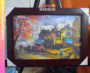 Tranh gạo Góc Phố của công ty VCBC kính tặng
