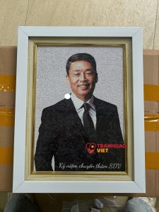 Tranh Gạo Chân Dung Hiện Đại