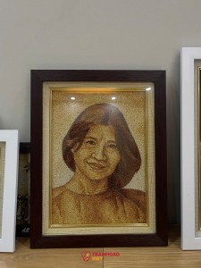 Tranh Gạo Màu Chân Dung Thực Tế