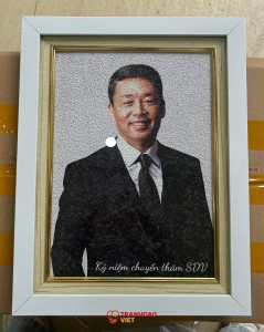 Tranh Gạo Chân Dung Khắc Sắc