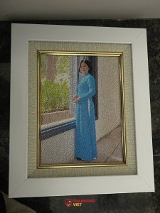 Tranh Gạo Màu Chân Dung Tông Lạnh