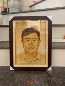 Tranh Gạo Chân Dung Mặt Người