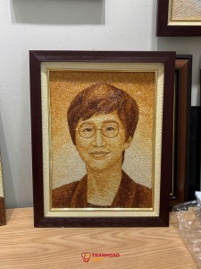 Tranh Gạo Chân Dung Nét Tự Nhiên