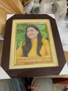 Tranh Gạo Chân Dung Trưng Bày