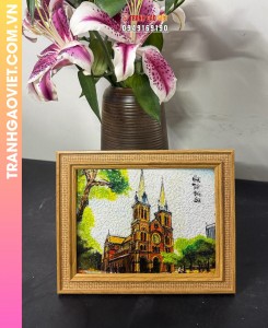 Tranh gạo màu Nhà thờ Đức Bà (15x20) - khung màu cánh gián