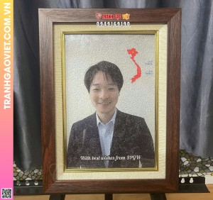 Tranh Gạo quà tặng từ đối tác SPGW tới chuyên gia