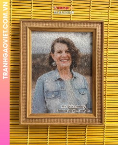 Tranh gạo màu Tặng khách nước ngoài