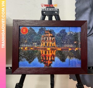 Tranh gạo màu Tháp Rùa lên đèn (size 20x30), khung nâu sần - tranh Độc quyền Steve Bui