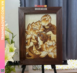 Tranh Gạo Cá Chép Trong Đầm Sen