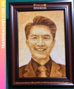 Tranh gạo rang chân dung quà tặng khách hàng tham gia sự kiện bệnh viện