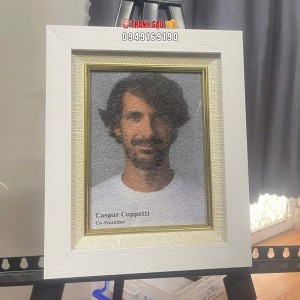 Tranh gạo tặng sếp Caspar Coppetti (Co-founder)