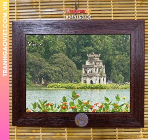 Tranh gạo Tháp Rùa Mùa Hoa