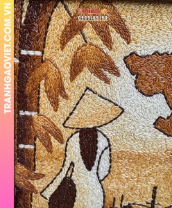 Tranh gạo Thiếu Nữ Việt và Bản Đồ Việt Nam bản dọc kích thước 40x50 cm