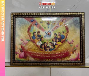 Tranh Gạo Tuổi Trẻ Việt Nam - Trái Tim Tổ Quốc