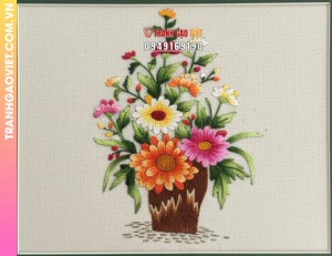Tranh Thêu Bình Hoa Hồng Và Cúc Họa Mi